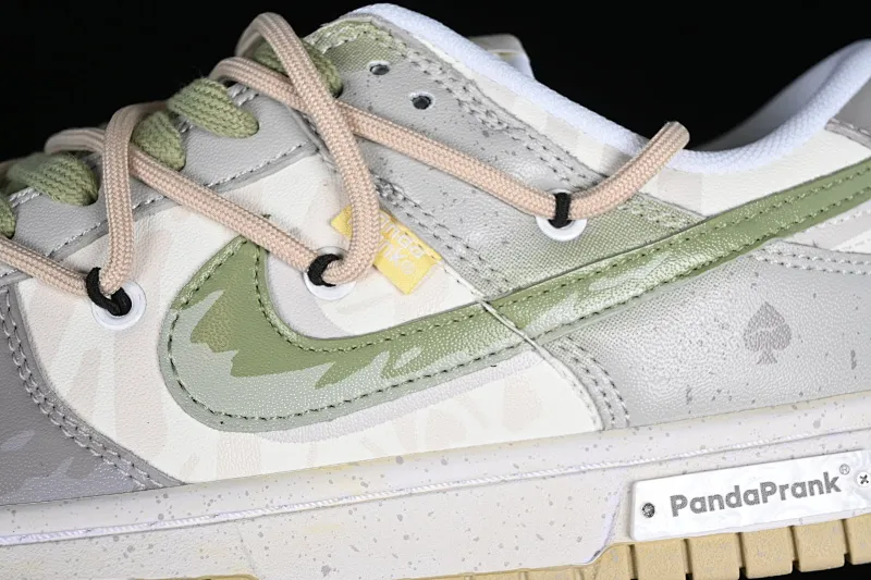 All Categories Nk SB Dunk Series Nk SB Dunk Low Low-top sneakers Nk Dunk Low Panda Prank-Tide SB strappy low-top casual sneakers DV0833-100